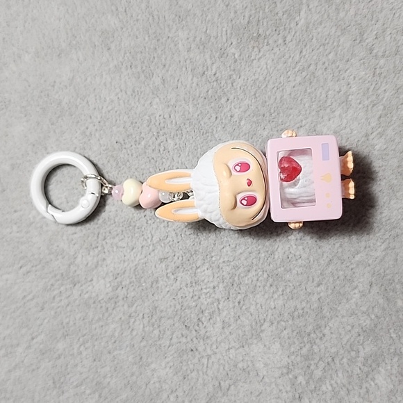 Cute Labubu Keychain - Picture 2 of 4